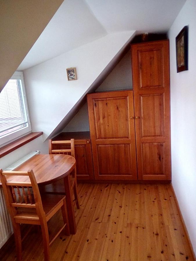 Hostinec u Janatů s ubytováním Cestin Exterior foto